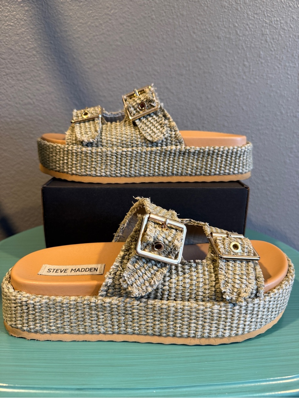 Steve Madden Kerrigan Sz 8.5 Raffia Dual-Buckle Platform Slides Olive | GUC - Picture 5 of 11